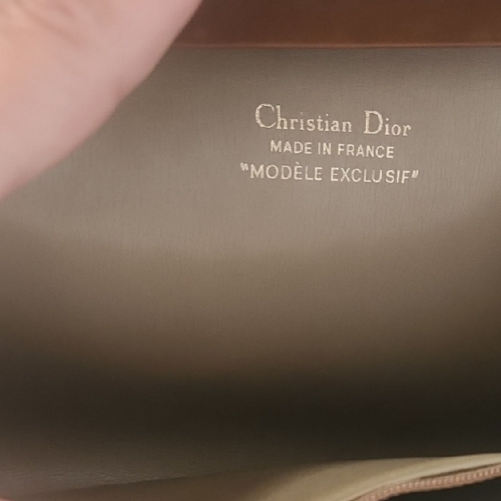 Dior Honeyomb Vintage Shoulder Bag - Picture 3 of 13